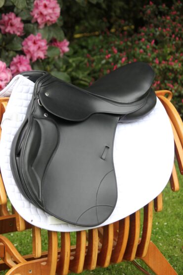 Kieffer Springsattel Siena 17" – Bild 2