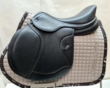 10401 Ikonic Springsattel light "Hybrid Version"  17,5" schwarz