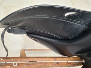 Equipe Sattel 17" in schwarz – Bild 3