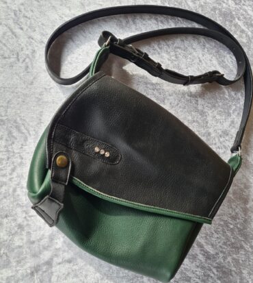 Handtasche aus alten Chaps