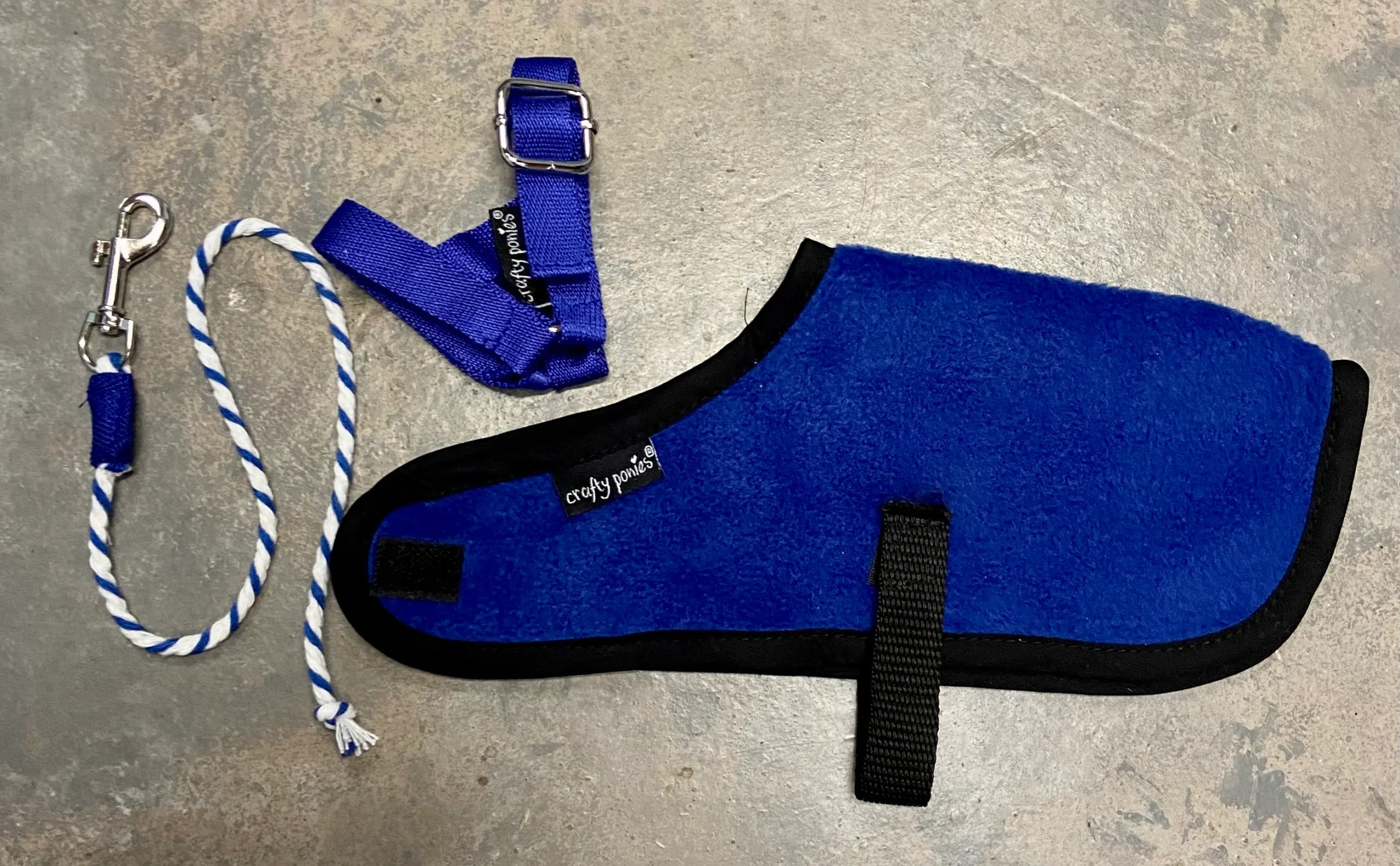 Crafty Ponies Fleecedecke Set für Fohlen 2020b